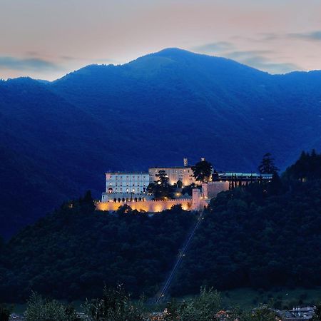 I Giardini Segreti Di Villa Marcello Marinelli Cison di Valmarino Exteriér fotografie