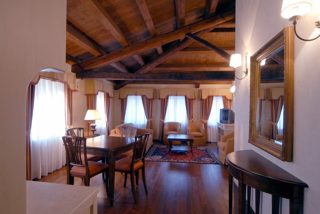 I Giardini Segreti Di Villa Marcello Marinelli Cison di Valmarino Exteriér fotografie
